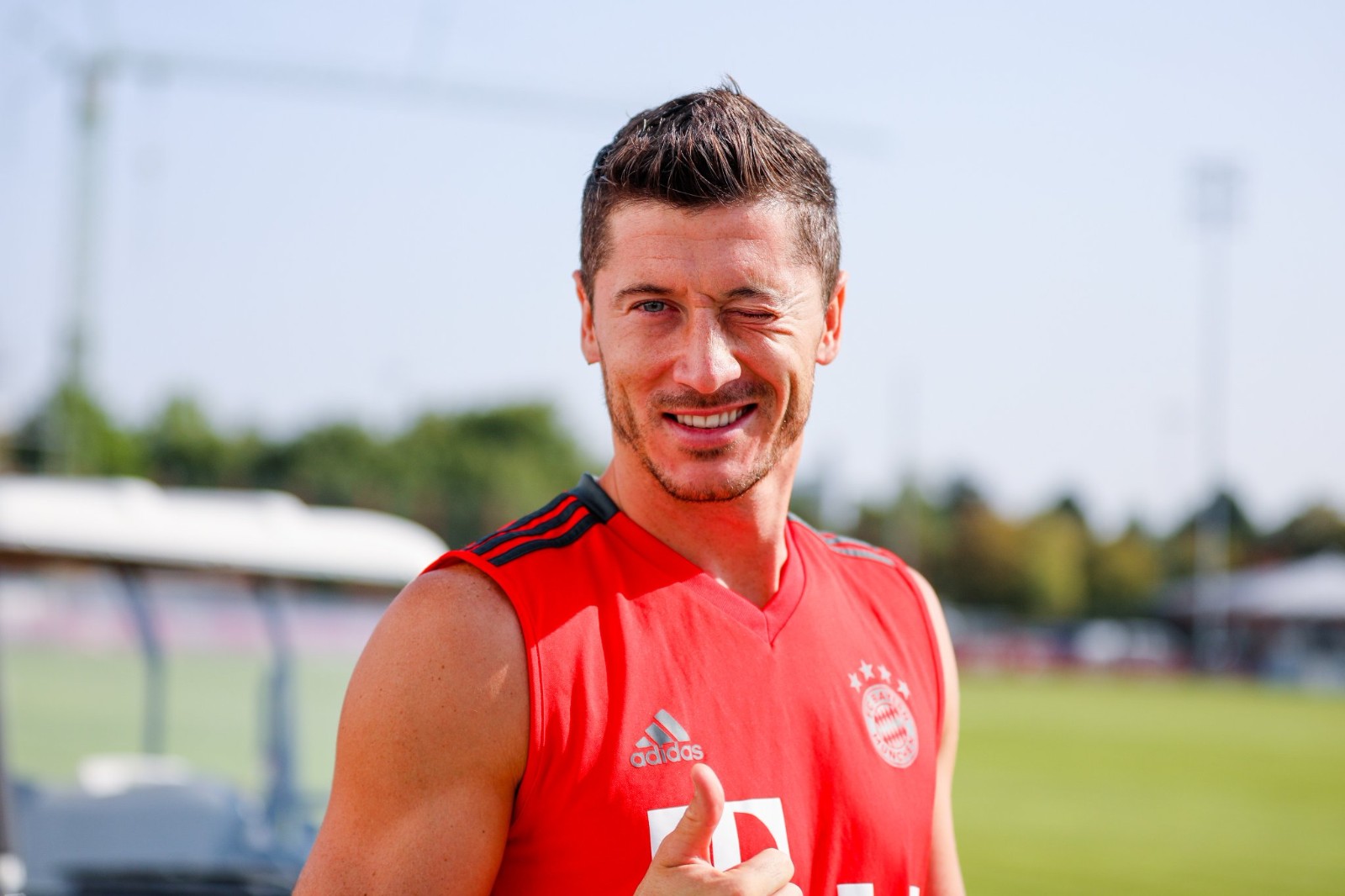 九游娱乐APP-北京首钢夺冠纪录片