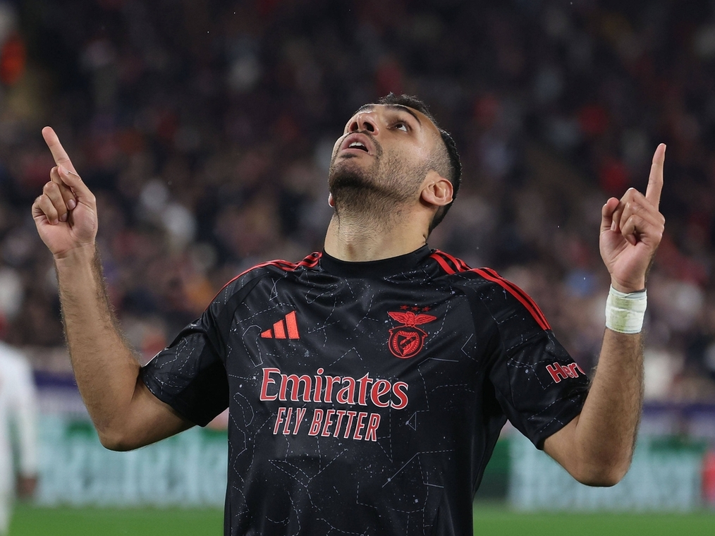 九游娱乐APP-中超关键时刻再迎强敌，本菲卡状态回暖，主帅态度：赛场秩序良好，训练强度明显提升的简单介绍