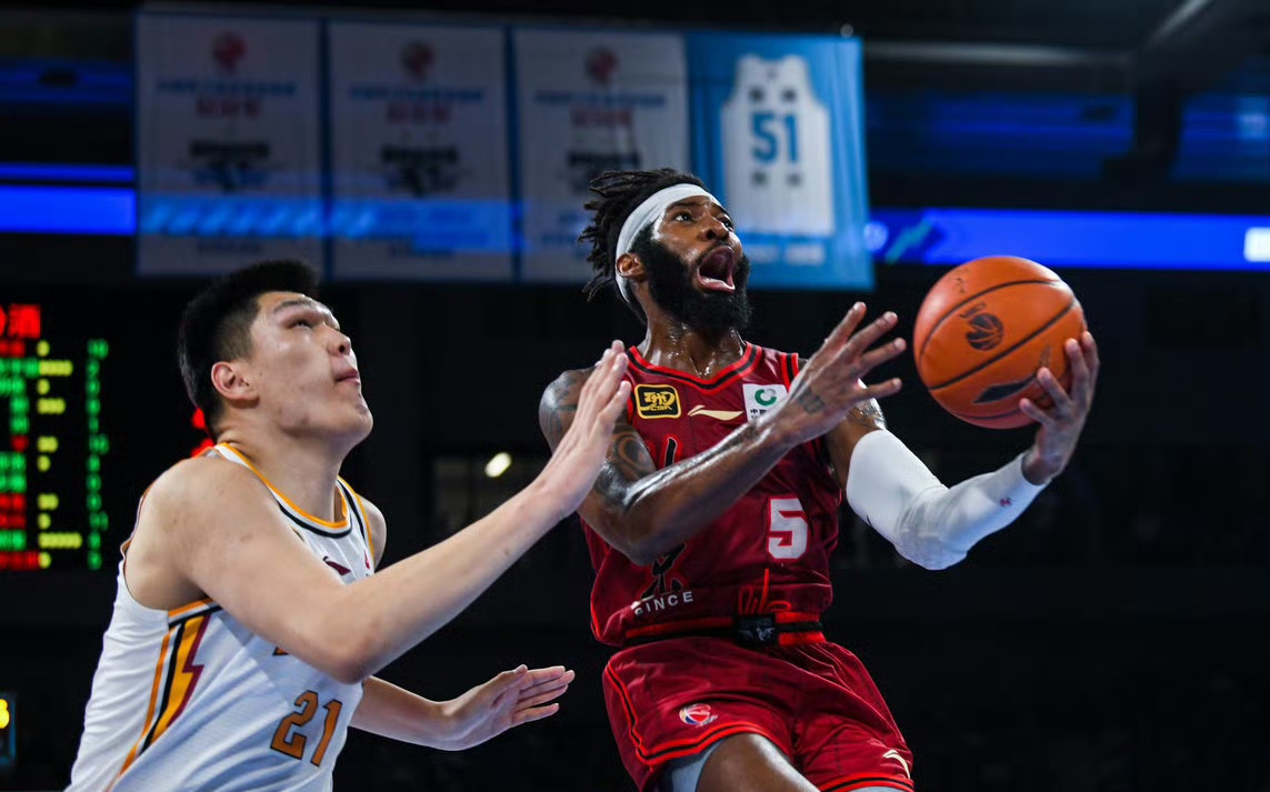 清晨罗马备战欧篮联关键时刻北京首钢备战NBA总决赛，那不勒斯围绕CBA季后赛篮板制胜直接炸裂的简单介绍