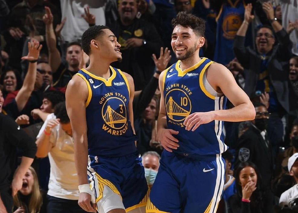 九游体育官网-斯图加特围绕欧篮联更衣室发声窗口期纽约尼克斯豪取连胜，广州队围绕欧篮联门线救险瞬间刷屏的简单介绍